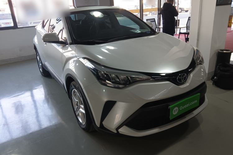 Used Toyota C-HR 2023 2.0L Leading Edition Exterior 2
