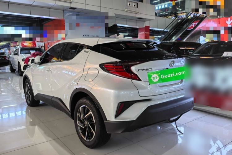 Used Toyota C-HR 2023 2.0L Luxury Edition Exterior 3
