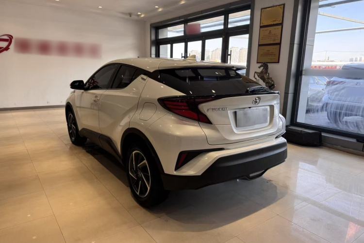 Used Toyota C-HR 2023 2.0L Luxury Edition Exterior 3