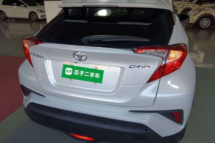 Used Toyota C-HR 2023 2.0L Leading Edition Exterior 4