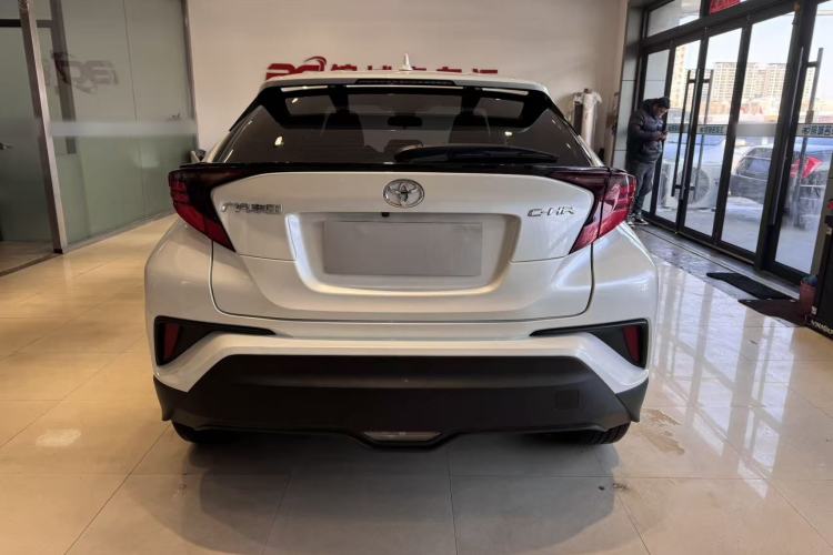 Used Toyota C-HR 2023 2.0L Luxury Edition Exterior 4