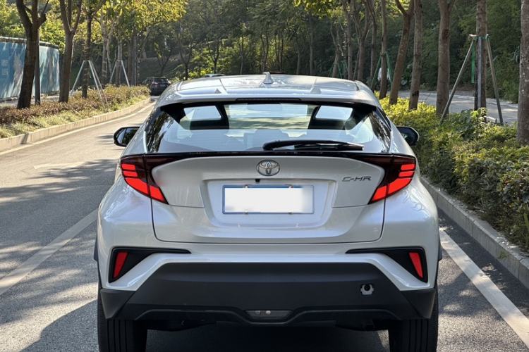 Used Toyota C-HR 2023 2.0L Luxury Edition Exterior 5