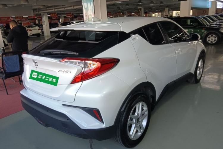 Used Toyota C-HR 2023 2.0L Leading Edition Exterior 5