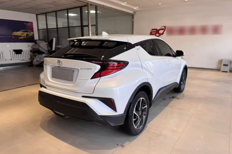 Used Toyota C-HR 2023 2.0L Luxury Edition Exterior 5