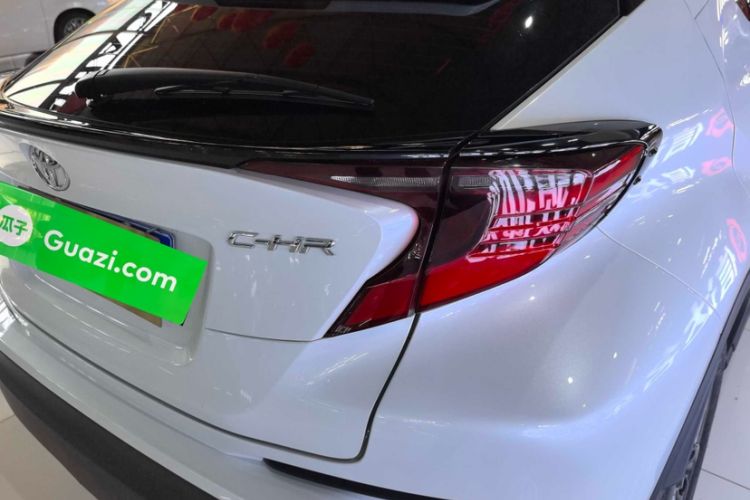 Used Toyota C-HR 2023 2.0L Luxury Edition Exterior 6