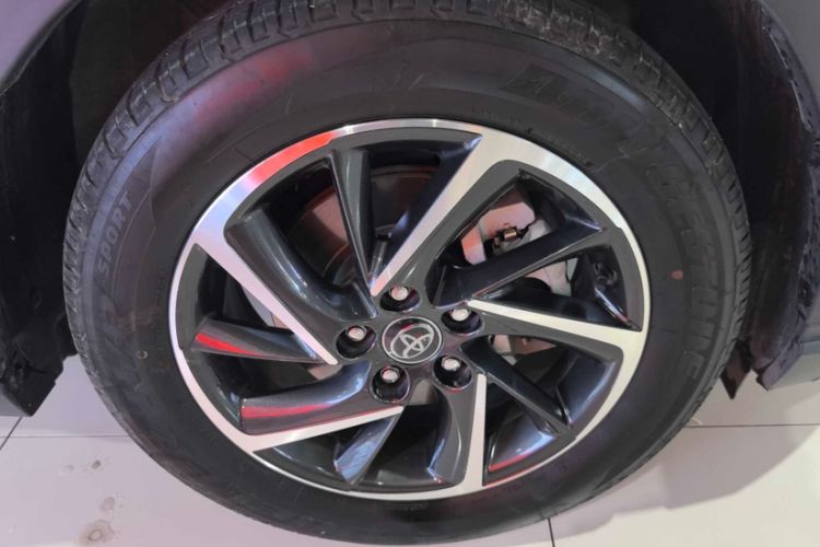Used Toyota C-HR 2023 2.0L Luxury Edition Exterior 7