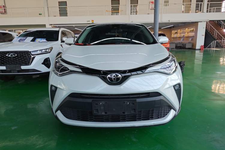 Used Toyota C-HR 2023 2.0L Luxury Edition Front