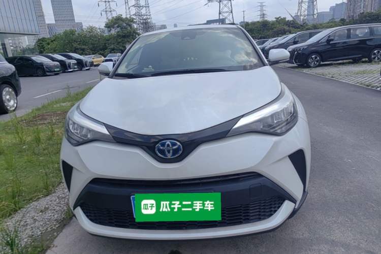Used Toyota C-HR 2023 2.0L Smart Electric Hybrid Dual-Engine Comfort Version Front