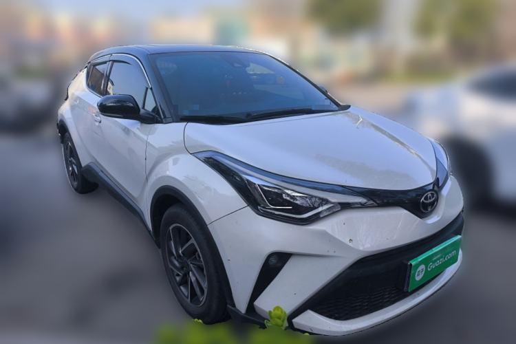 Used Toyota C-HR 2023 2.0L Luxury Edition Front Right 45 Deg