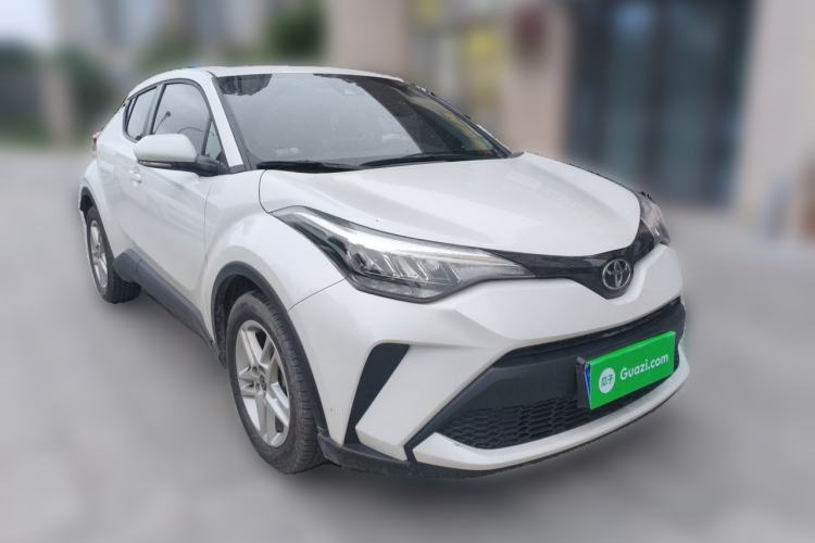 Used Toyota C-HR 2023 2.0L Leading Edition Front Right 45 Deg