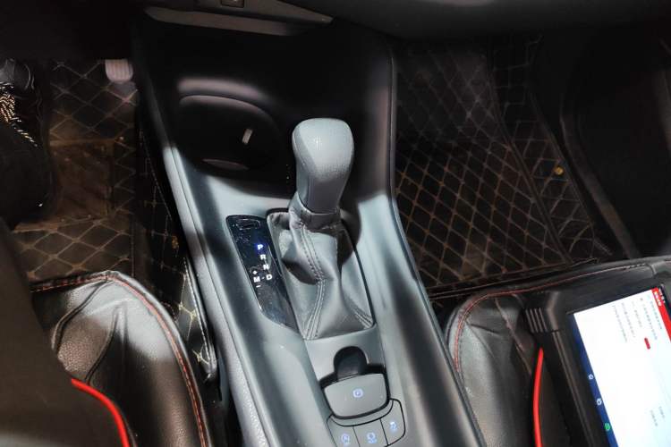 Used Toyota C-HR 2023 2.0L Comfort Edition Gear Lever