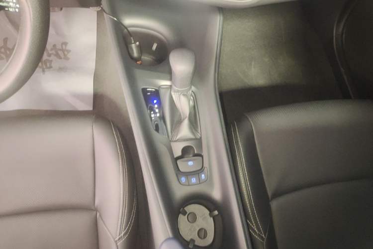 Used Toyota C-HR 2023 2.0L Comfort Edition Gear Lever