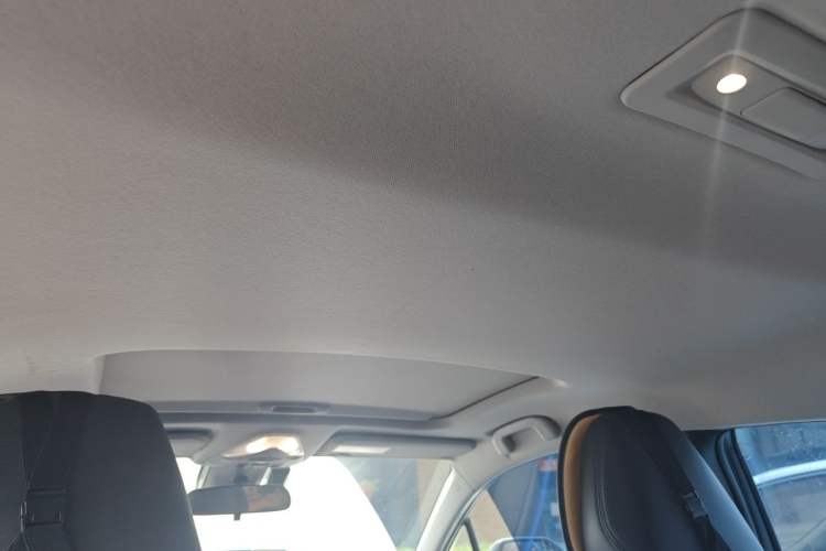 Used Toyota C-HR 2023 2.0L Luxury Edition Headliner
