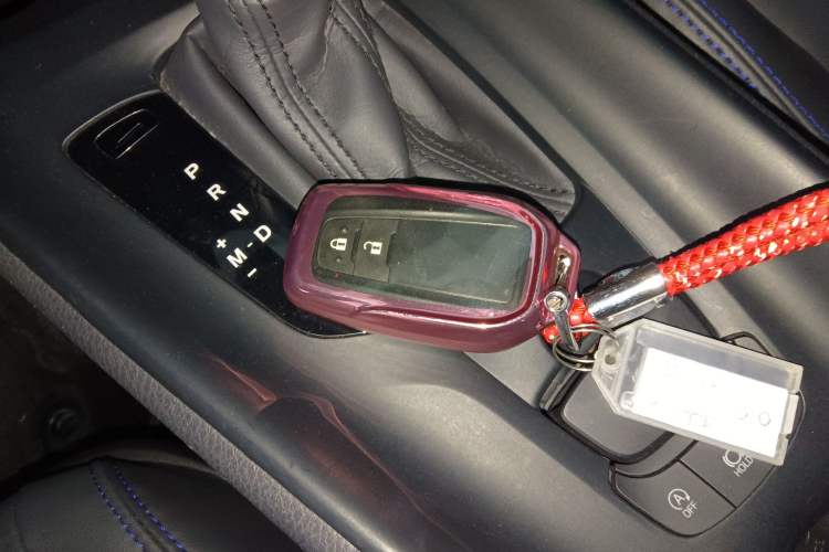 Used Toyota C-HR 2023 2.0L Leading Edition Interior 1