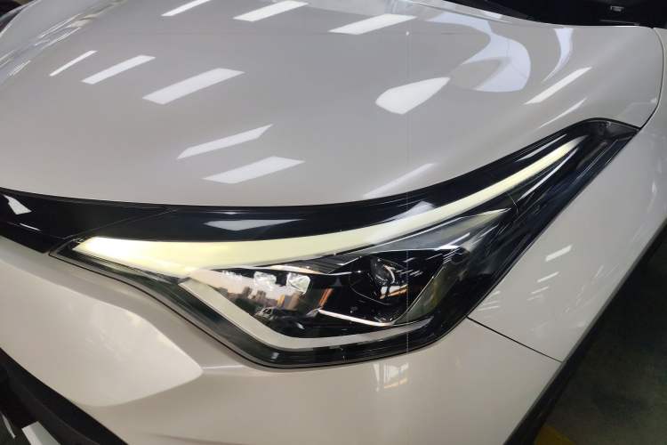 Used Toyota C-HR 2023 2.0L Luxury Edition Left Front Headlight