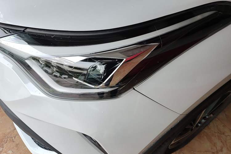 Used Toyota C-HR 2023 2.0L Luxury Edition Left Front Headlight