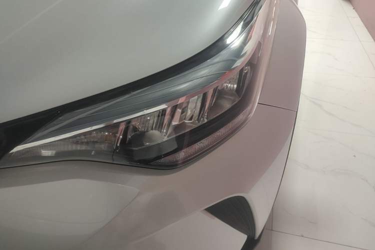 Used Toyota C-HR 2023 2.0L Comfort Edition Left Front Headlight