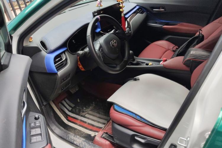 Used Toyota C-HR 2023 2.0L Comfort Edition Left Front Seat