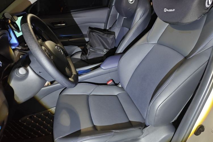 Used Toyota C-HR 2023 2.0L Leading Edition Left Front Seat