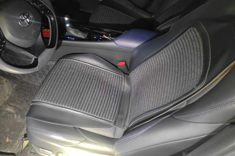 Used Toyota C-HR 2023 2.0L Luxury Edition Left Front Seat