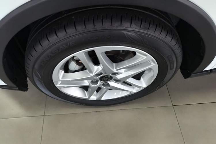 Used Toyota C-HR 2023 2.0L Comfort Edition Left Front Wheel Hub