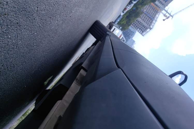 Used Toyota C-HR 2023 2.0L Smart Electric Hybrid Dual-Engine Comfort Version Left Side Sill