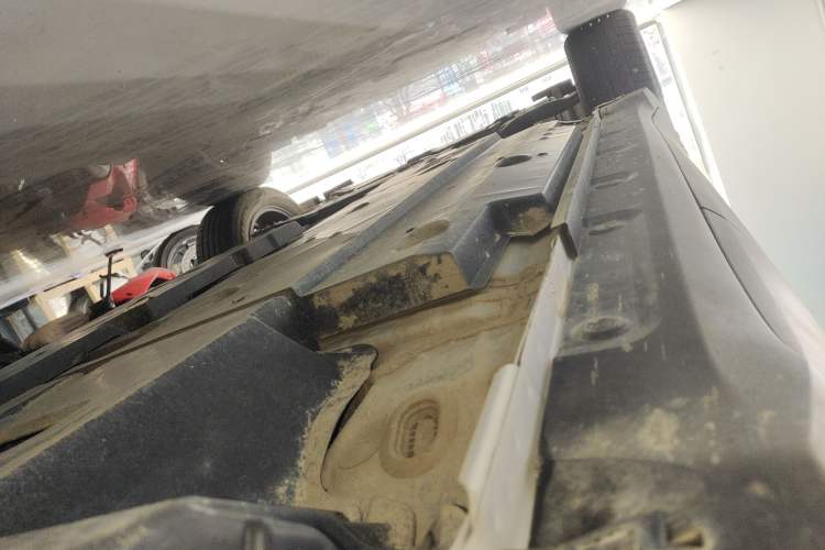 Used Toyota C-HR 2023 2.0L Luxury Edition Left Side Sill