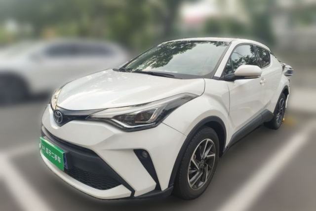 Toyota C-HR 2023 2.0L Luxury Edition с пробегом