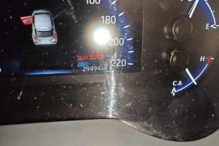Used Toyota C-HR 2023 2.0L Leading Edition Odometer Close Up