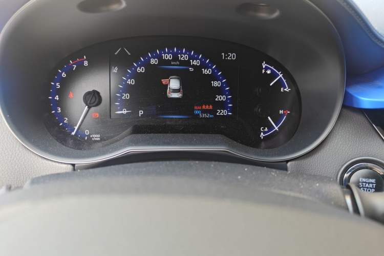 Used Toyota C-HR 2023 2.0L Comfort Edition Odometer Close Up