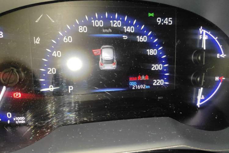 Used Toyota C-HR 2023 2.0L Luxury Edition Odometer Close Up