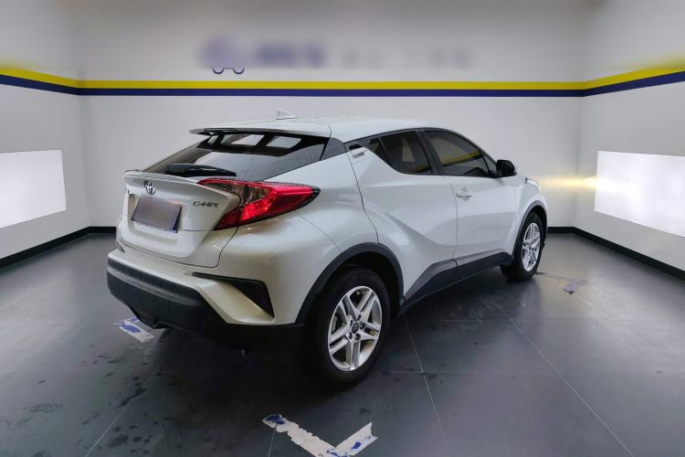 Used Toyota C-HR 2023 2.0L Leading Edition Rear Right 45 Deg