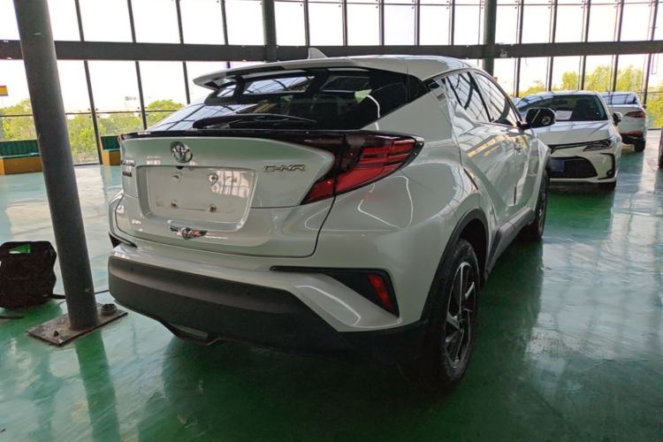 Used Toyota C-HR 2023 2.0L Luxury Edition Rear Right 45 Deg
