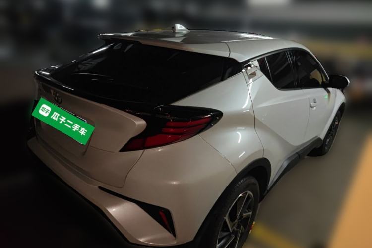 Used Toyota C-HR 2023 2.0L Luxury Edition Rear Right 45 Deg