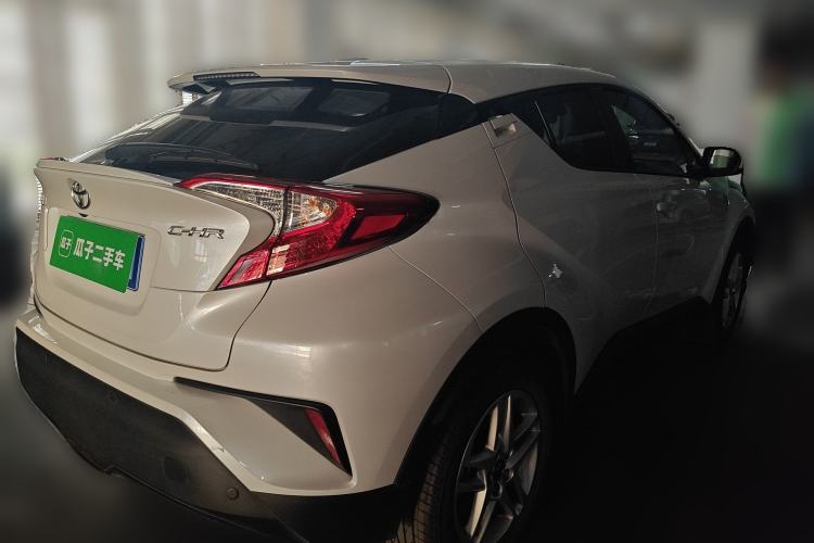 Used Toyota C-HR 2023 2.0L Leading Edition Rear Right 45 Deg