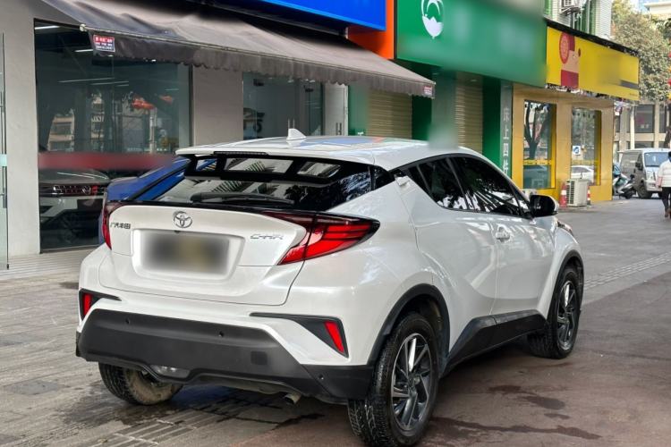 Used Toyota C-HR 2023 2.0L Luxury Edition Rear Right 45 Deg