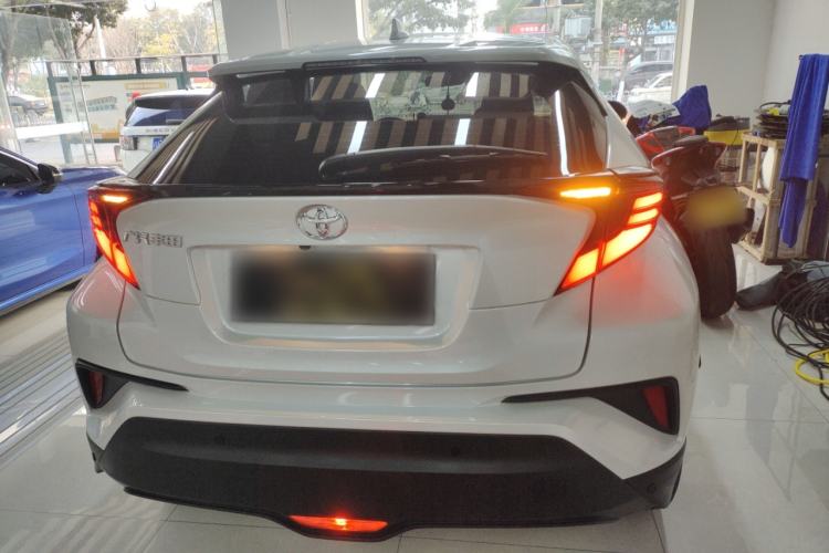 Used Toyota C-HR 2023 2.0L Luxury Edition Rear
