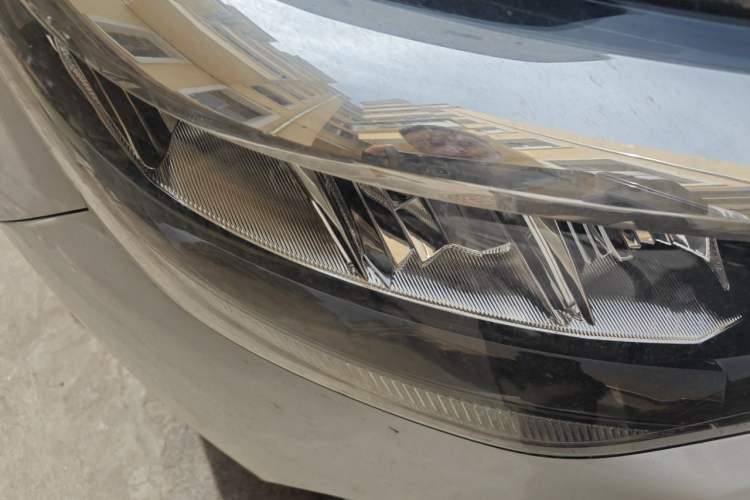Used Toyota C-HR 2023 2.0L Comfort Edition Right Front Headlight