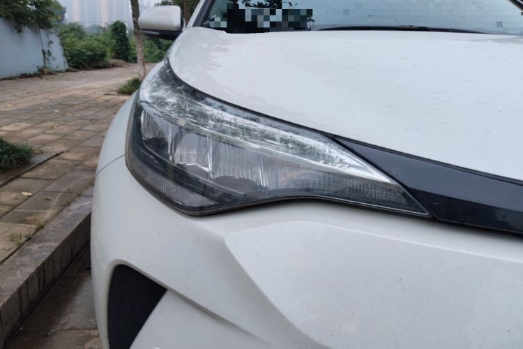 Used Toyota C-HR 2023 2.0L Comfort Edition Right Front Headlight