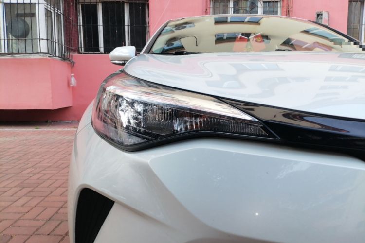 Used Toyota C-HR 2023 2.0L Comfort Edition Right Front Headlight