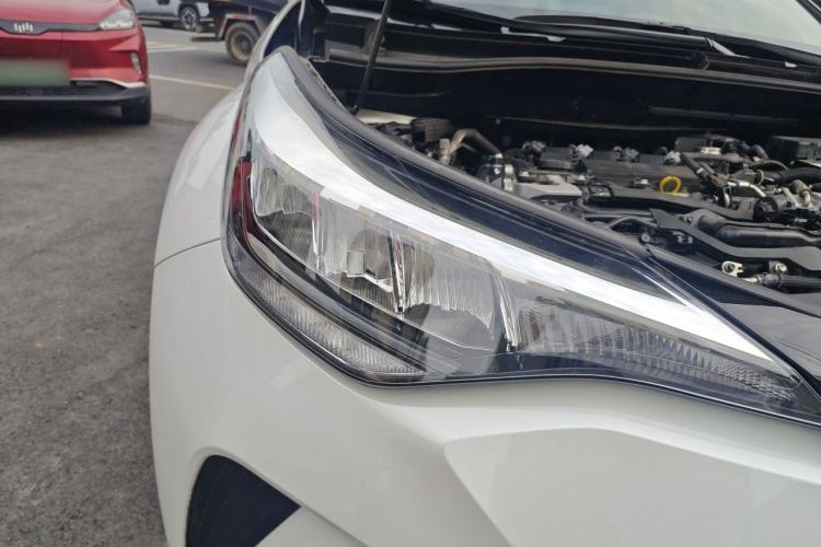 Used Toyota C-HR 2023 2.0L Comfort Edition Right Front Headlight