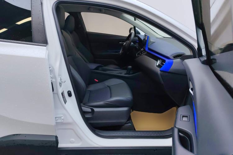 Used Toyota C-HR 2023 2.0L Leading Edition Right Front Seat