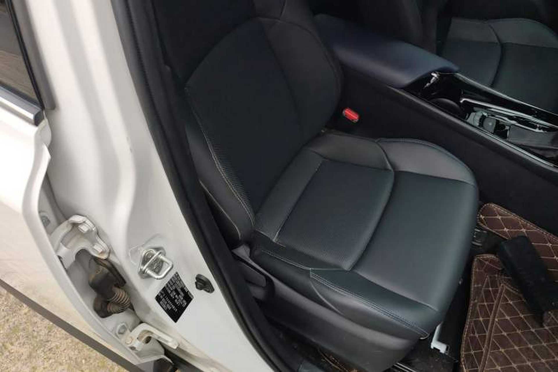 Used Toyota C-HR 2023 2.0L Luxury Edition Right Front Seat