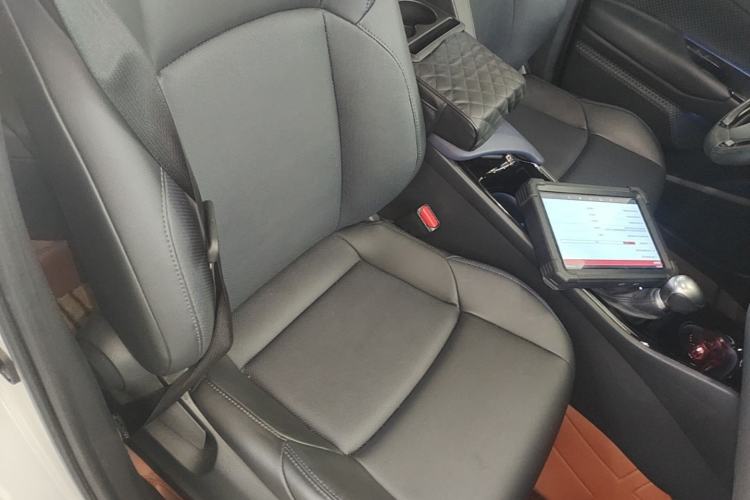 Used Toyota C-HR 2023 2.0L Luxury Edition Right Front Seat
