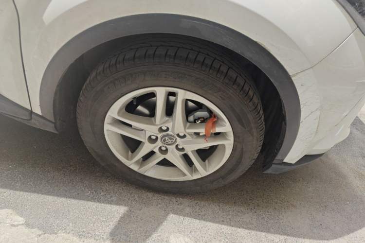 Used Toyota C-HR 2023 2.0L Comfort Edition Right Front Wheel Hub