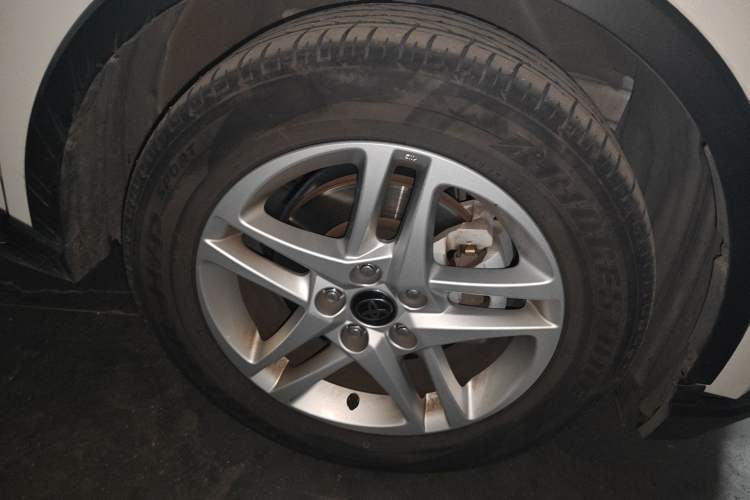 Used Toyota C-HR 2023 2.0L Leading Edition Right Front Wheel Hub