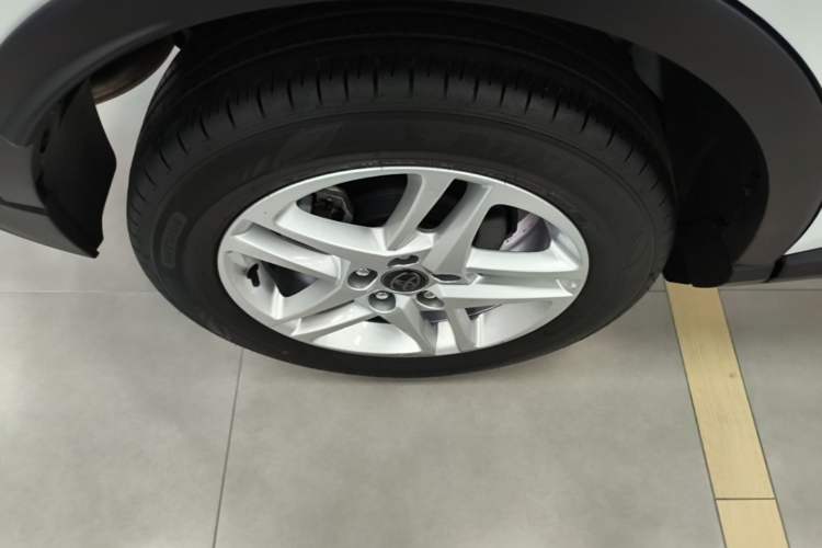 Used Toyota C-HR 2023 2.0L Comfort Edition Right Rear Wheel Hub