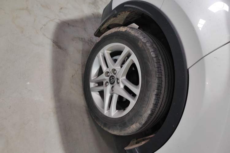 Used Toyota C-HR 2023 2.0L Comfort Edition Right Rear Wheel Hub