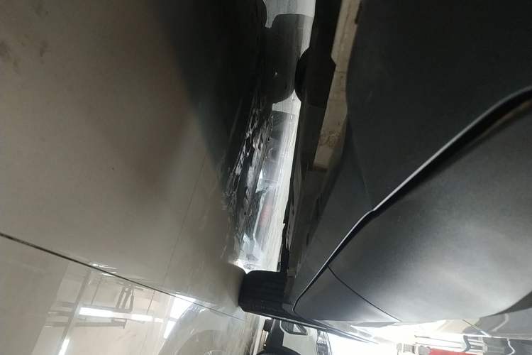 Used Toyota C-HR 2023 2.0L Comfort Edition Right Side Sill