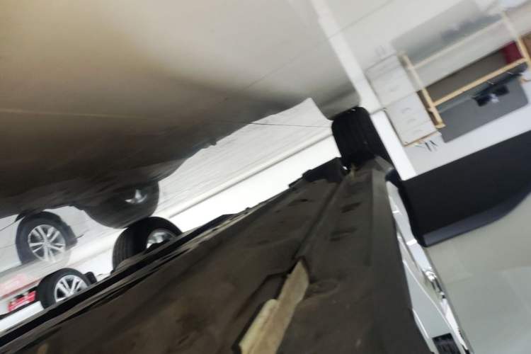 Used Toyota C-HR 2023 2.0L Comfort Edition Right Side Sill